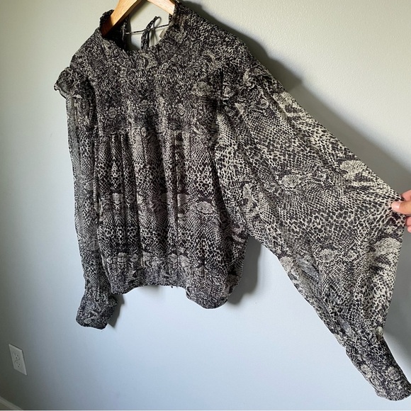 Free People Roma Blouse Snakeskin Print Size Large - Picture 3 of 11